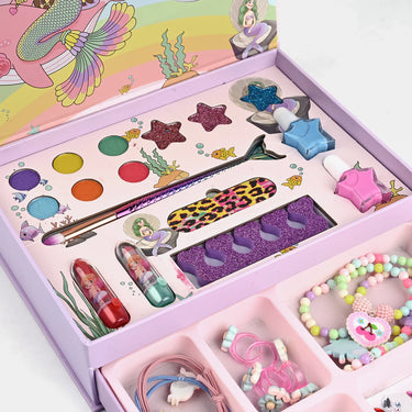 ADORABLE MAKEUP & JEWELRY SET FOR GIRLS